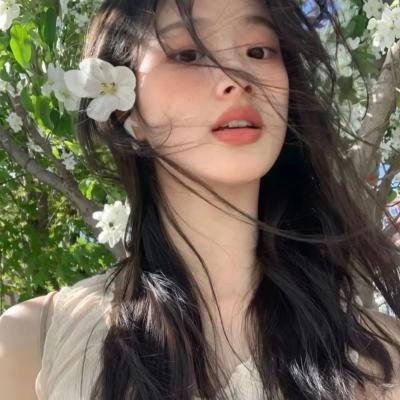 美女别慌，我的仙术每周刷新